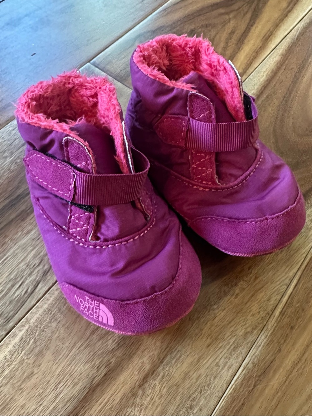 The North Face Infant Asher Booties size 2